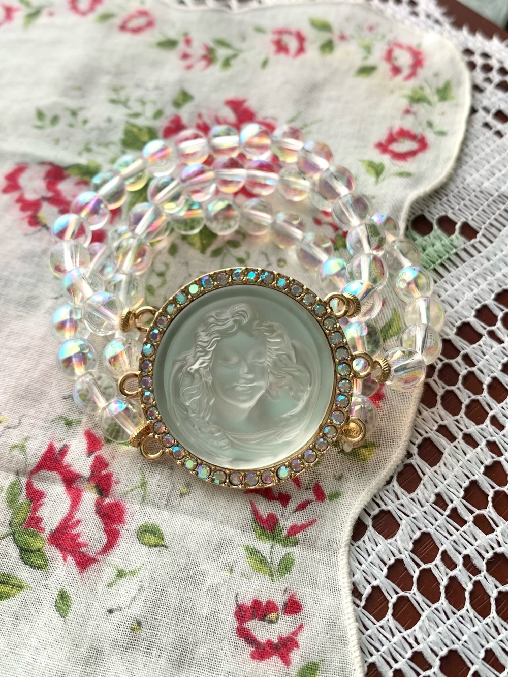 Kirk’s Folly White Iridescent Angel Face Vintage/Retro Style Bracelet